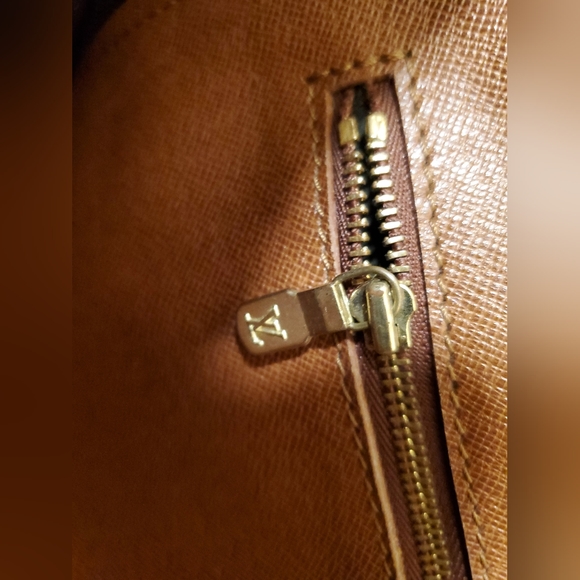 Louis Vuitton large monogram zipped travel bag or briefcase - Picture 10 of 14